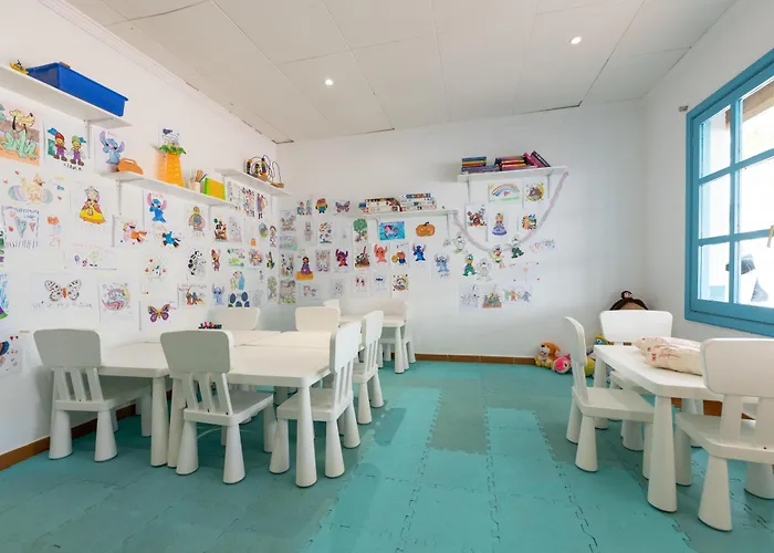 Bluesea Costa Bastian فندق كوستا تاغيسي