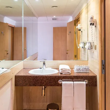 Bluesea Costa Bastian فندق